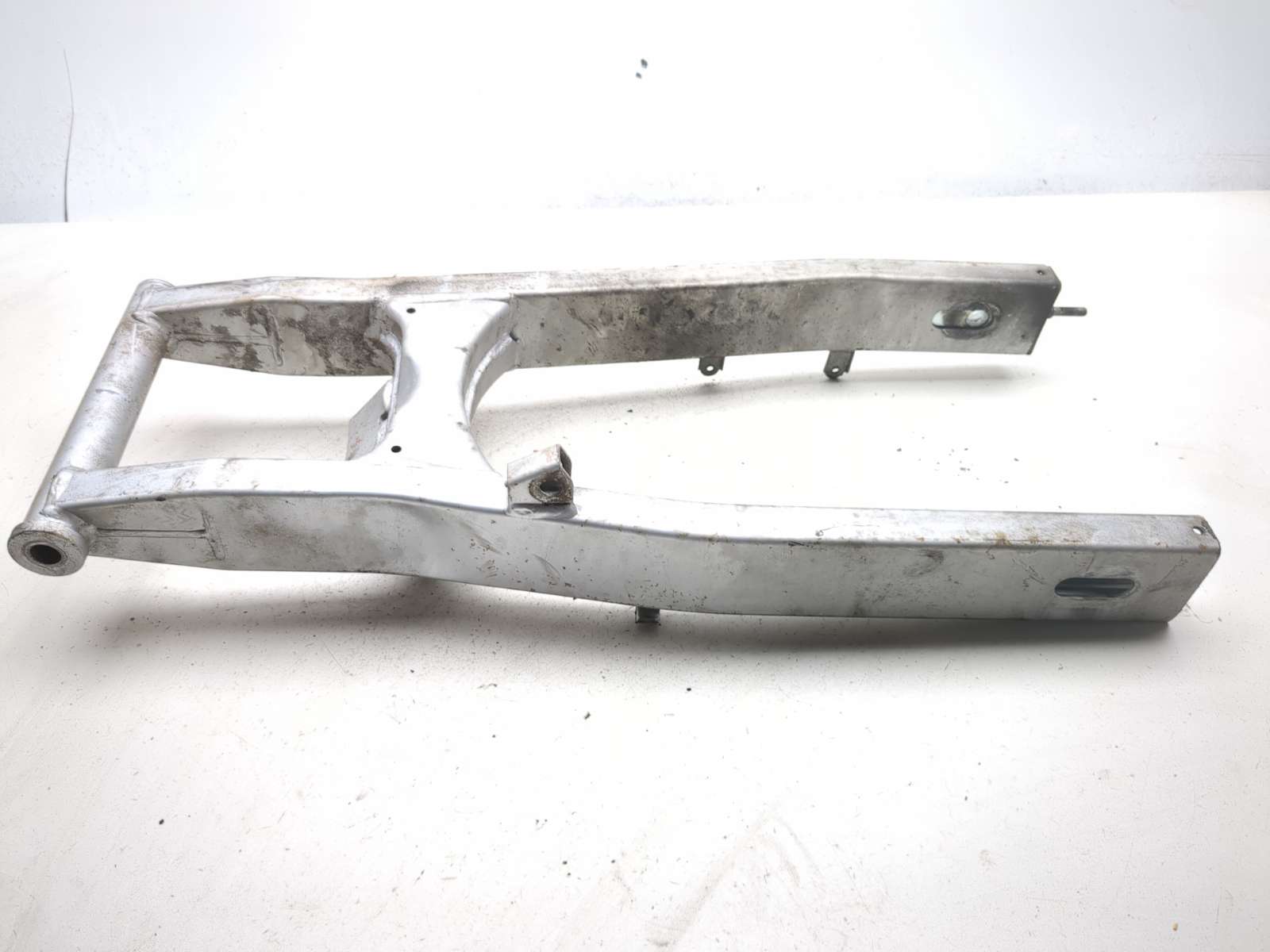 98-06 Suzuki Katana GSX 600 750  Rear Wheel Swing Arm Frame