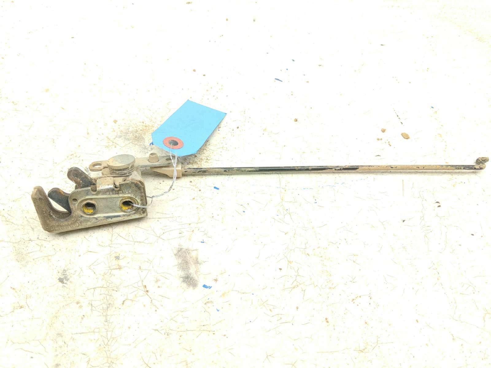 18-21 Can Am Maverick Sport 1000 Front Right Door Latch