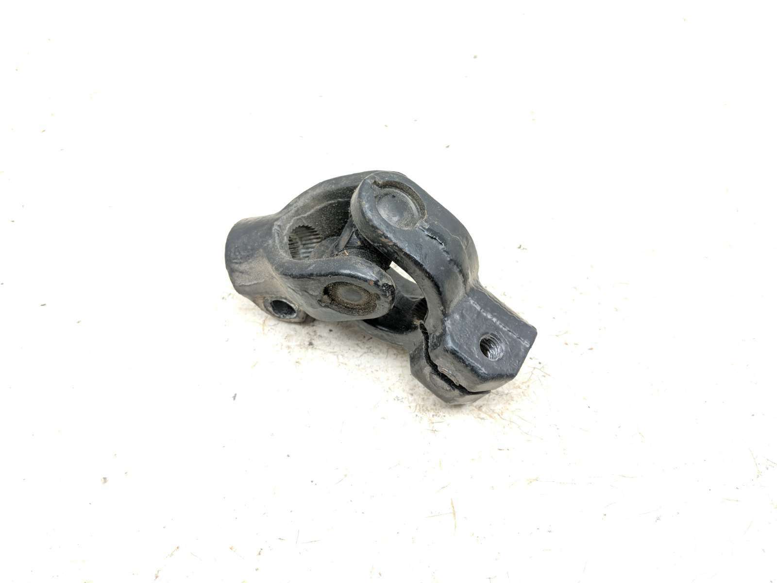 21-24 CFMoto ZForce 950 Yoke U Joint  B