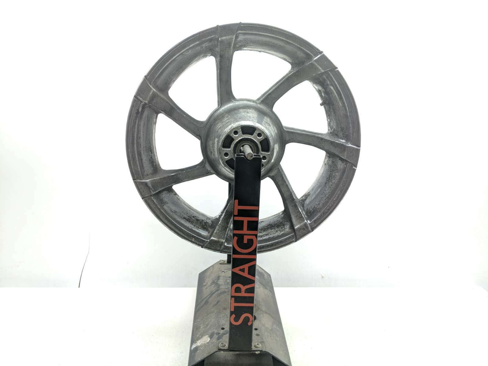 08-13 Harley Davidson FLTRUSE Road Glide Ultra Rear Wheel STRAIGHT 18x5.0