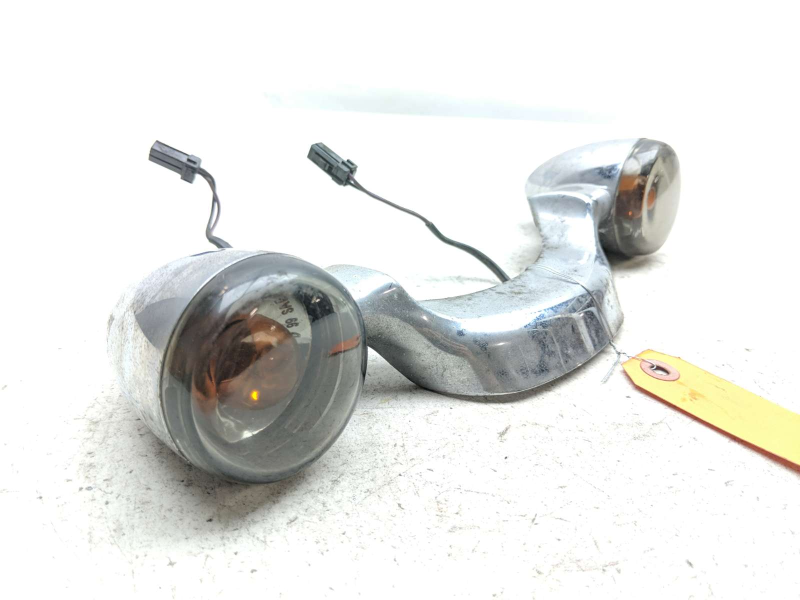 08-13 Harley Davidson FLTRUSE Road Glide Ultra Rear Turn Signal Light Bar