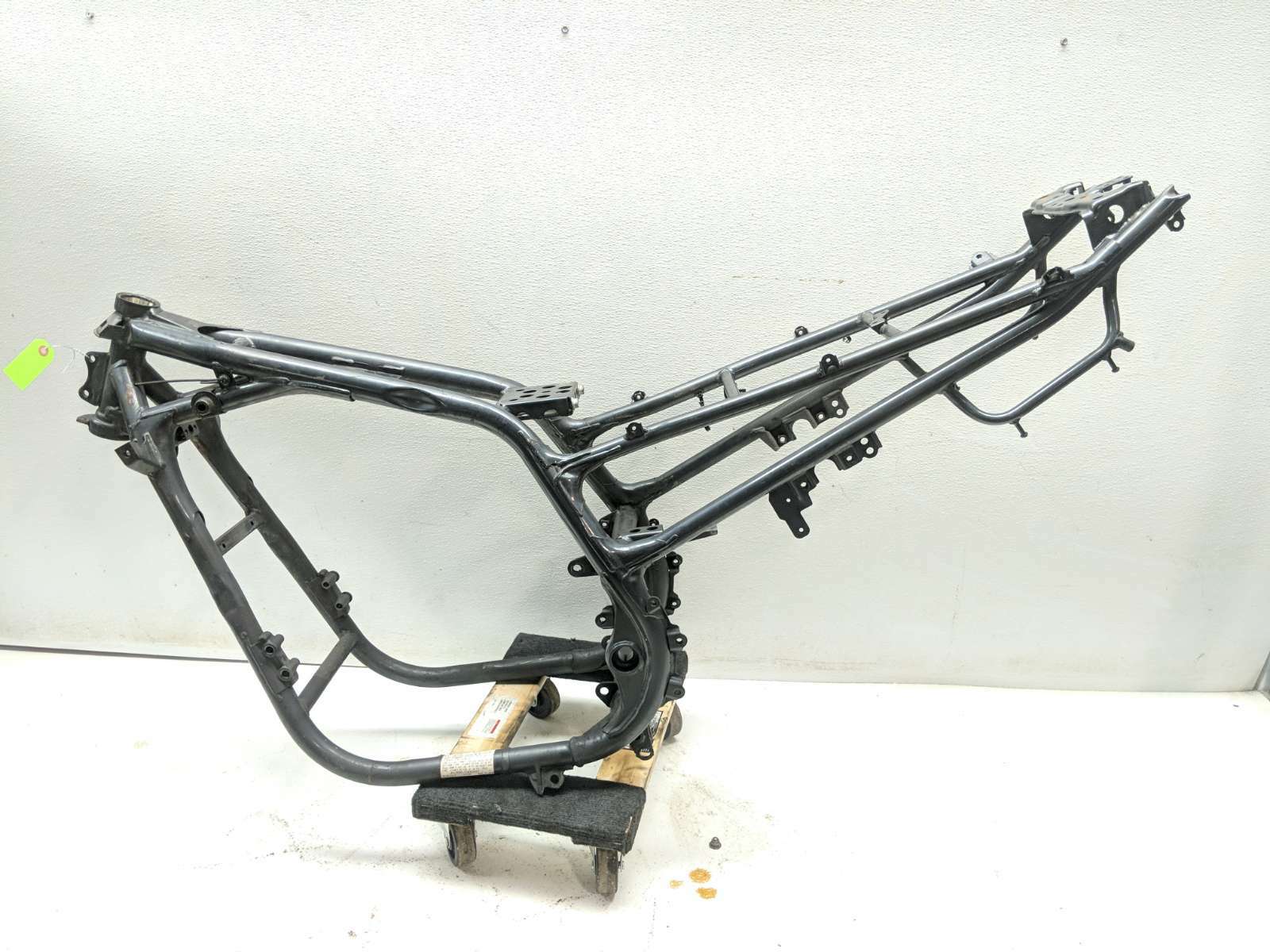 99-05 Kawasaki ZR750 ZR7S Main Frame Chassis STRAIGHT SLVG - Sun