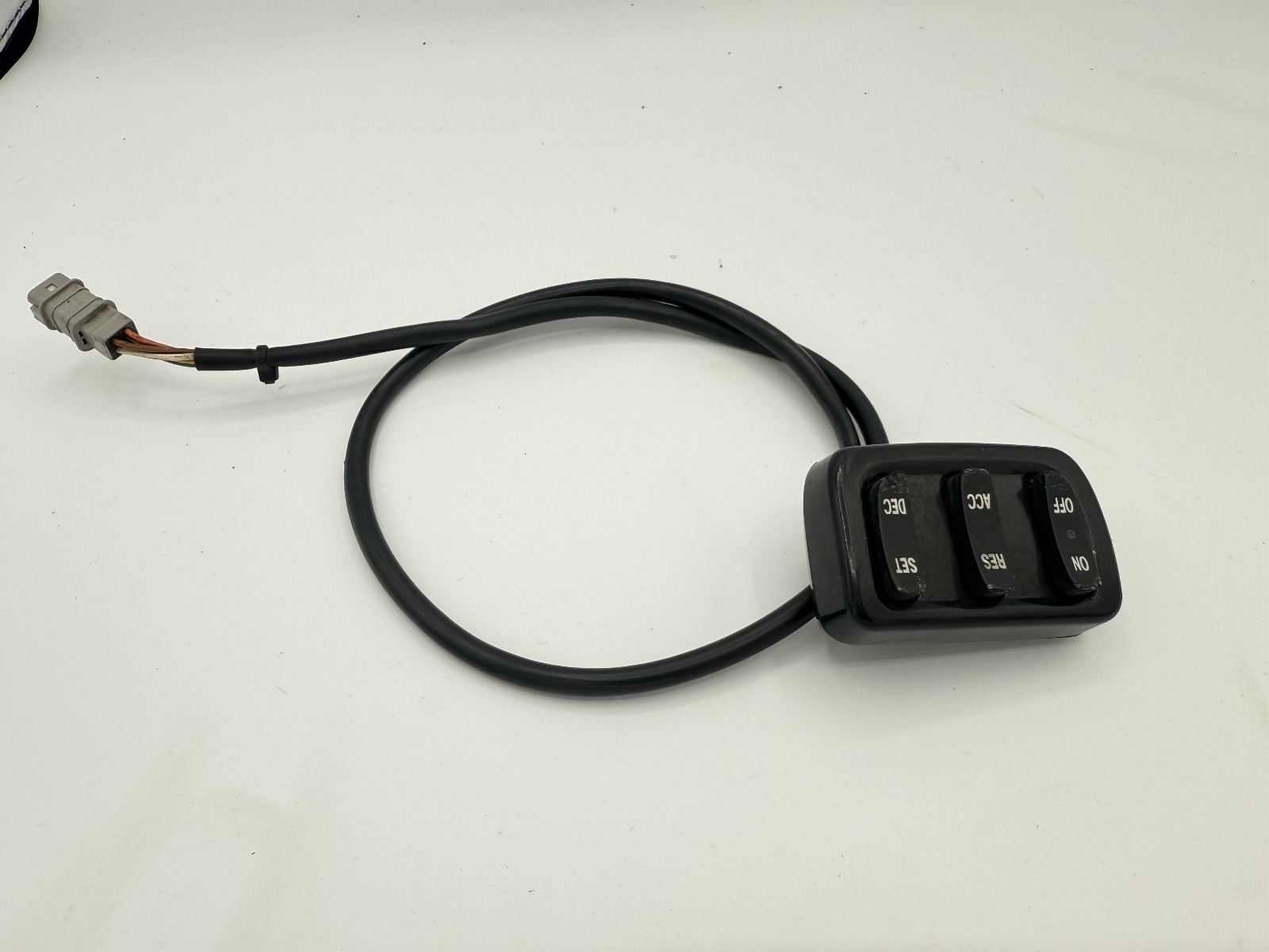 10-13 Victory Cross Country Handlebar Cruise Control Switch