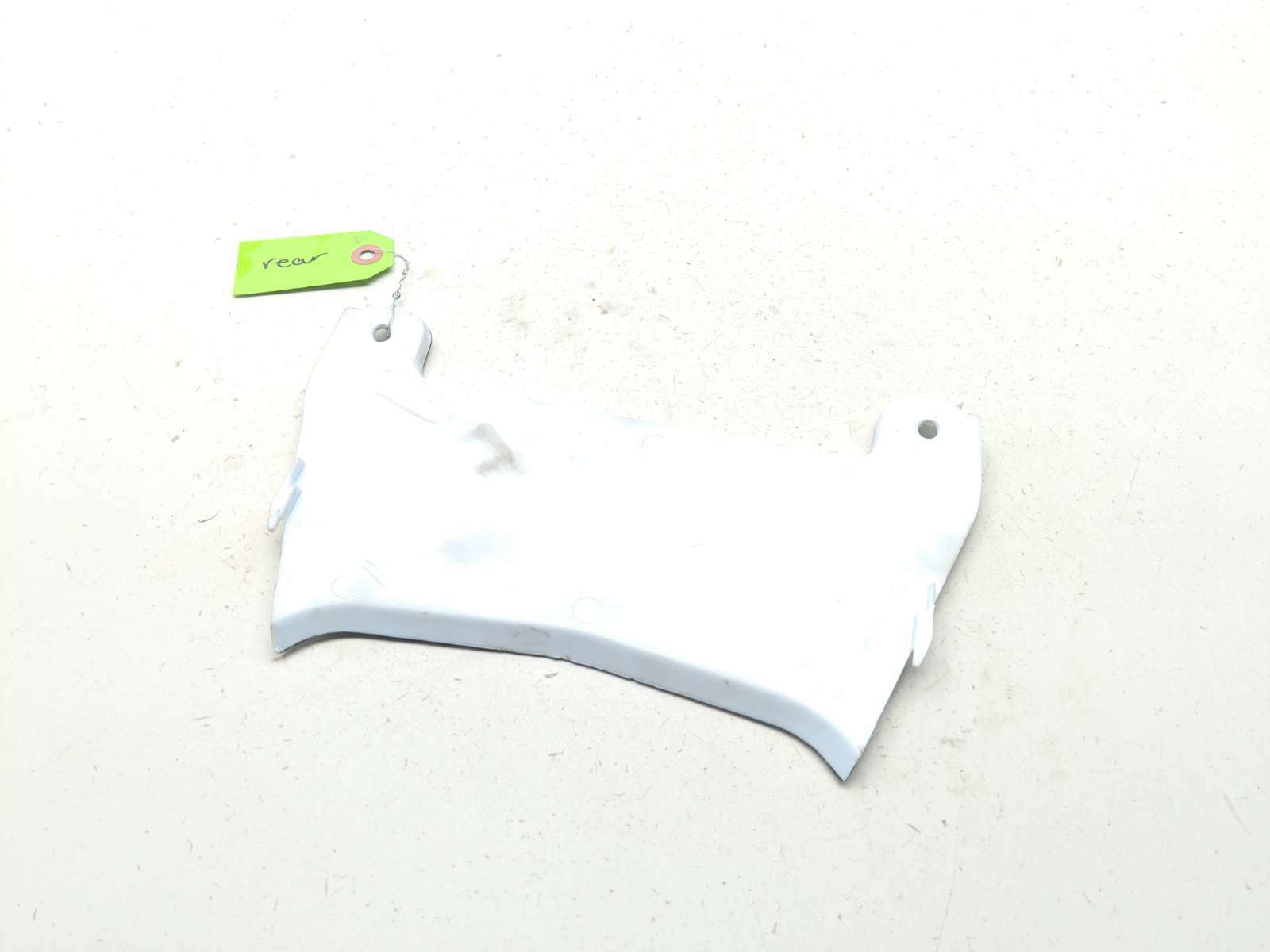 04 05 Kawasaki Ninja ZX10 ZX10R Rear Center Tail Fairing Cover