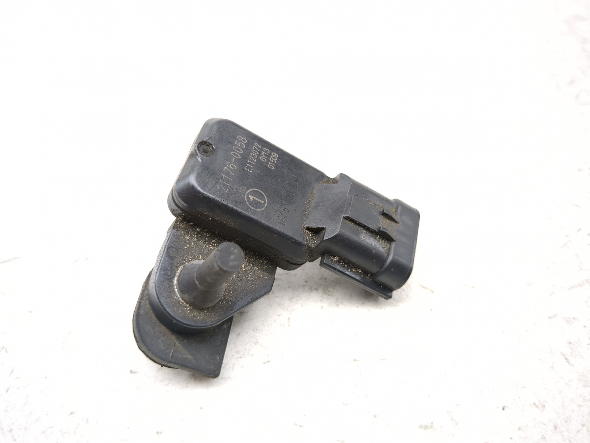 06-08 Kawasaki EX650 Ninja 650R MAP Air Pressure Sensor 21176-0058 TRSH PL