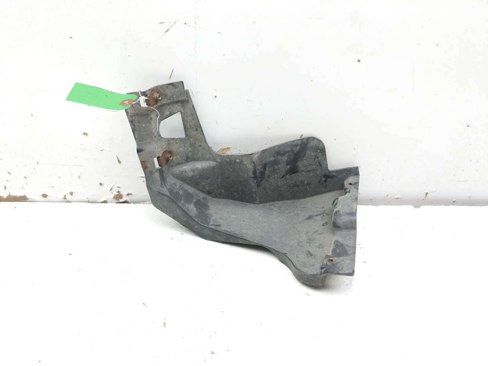 12-19 Can Am Spyder Roadster RT Limited Rear Left Inner Fender