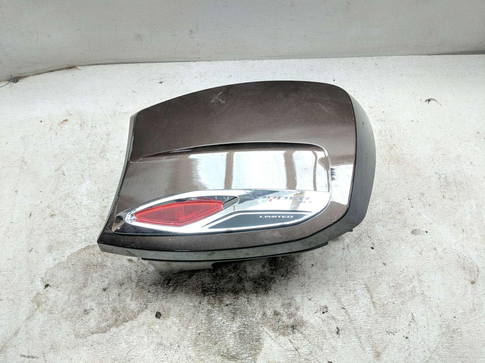 12-19 Can Am Spyder Roadster RT Limited Rear Right Saddle Bag Luggage Case
