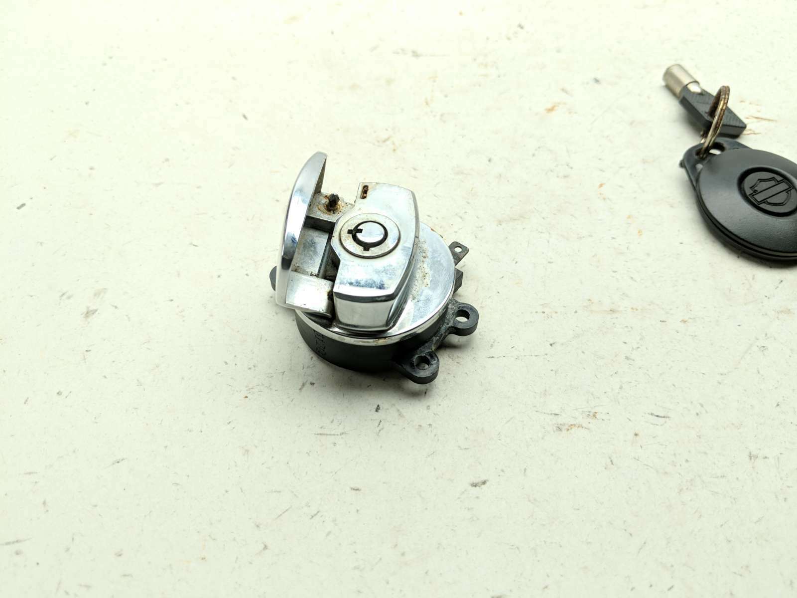 99-06 Harley Davidson Fat Boy FLSTFI Lock Set Ignition Switch And Key