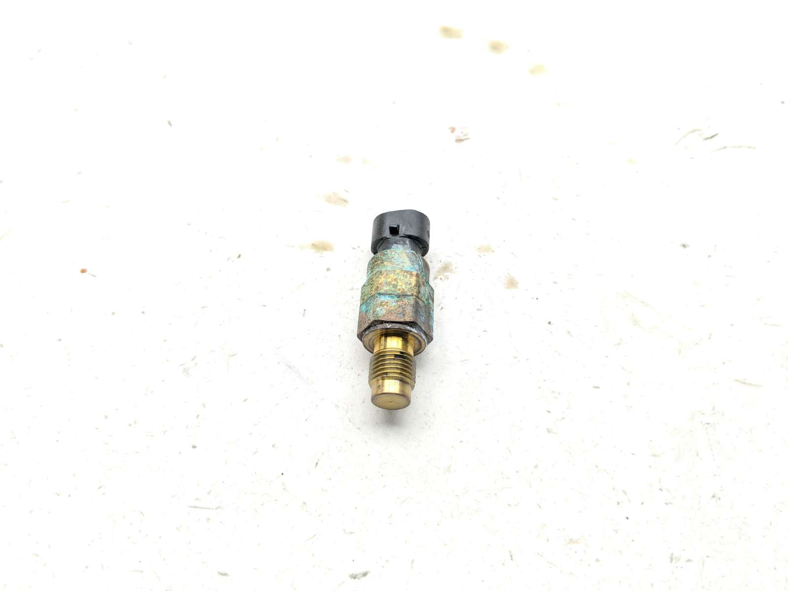 99-06 Harley Davidson Fat Boy FLSTFI Engine Temp Temperature Sensor