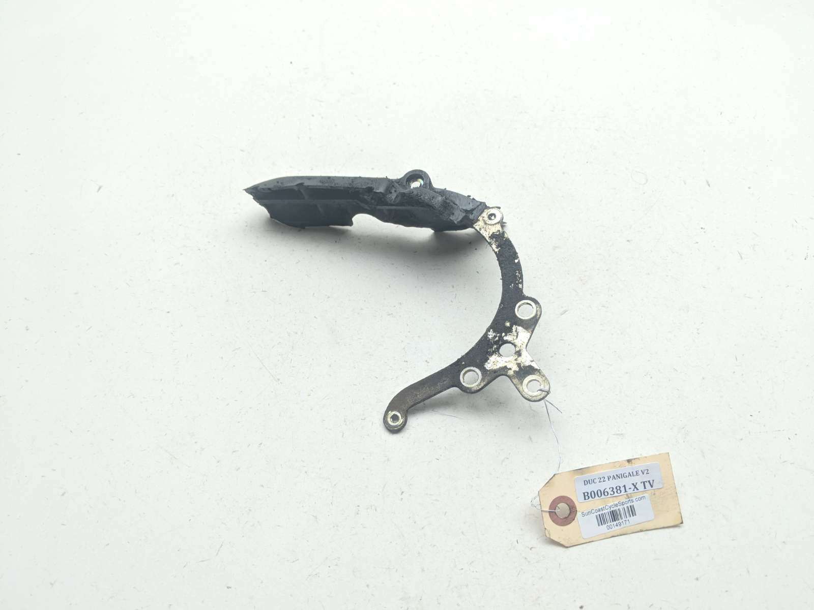 20-25 Ducati Panigale V2 Sprocket Chain Guard