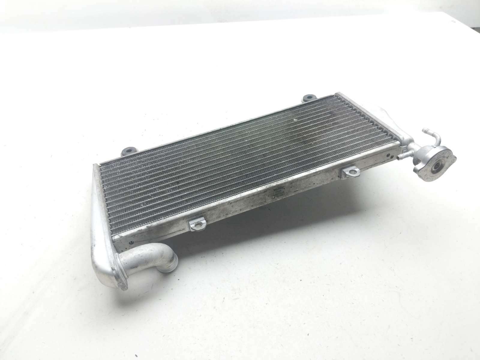 20-25 Ducati Panigale V2 Engine Motor Radiator