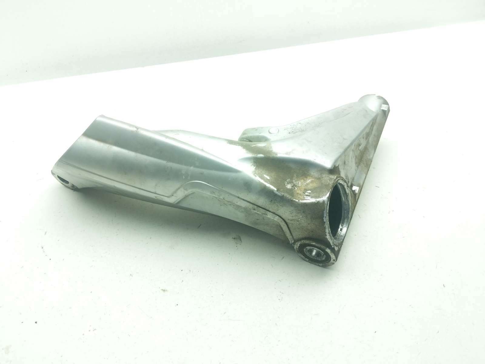 05-09 BMW R1200RT  Rear Wheel Swing Arm Frame 7669909