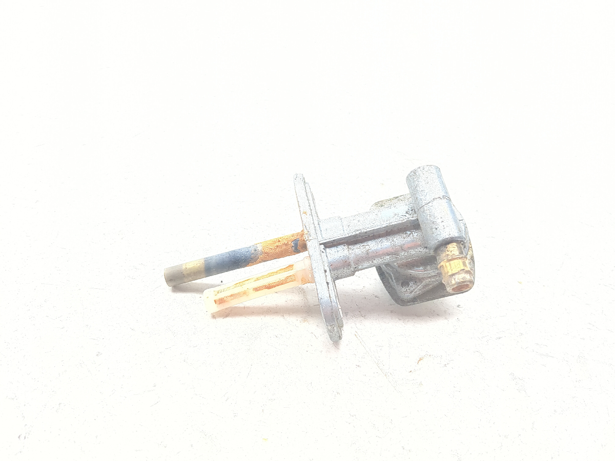 96-01 Yamaha XVZ1300 Royal Star Petcock Gas Fuel Shut Off