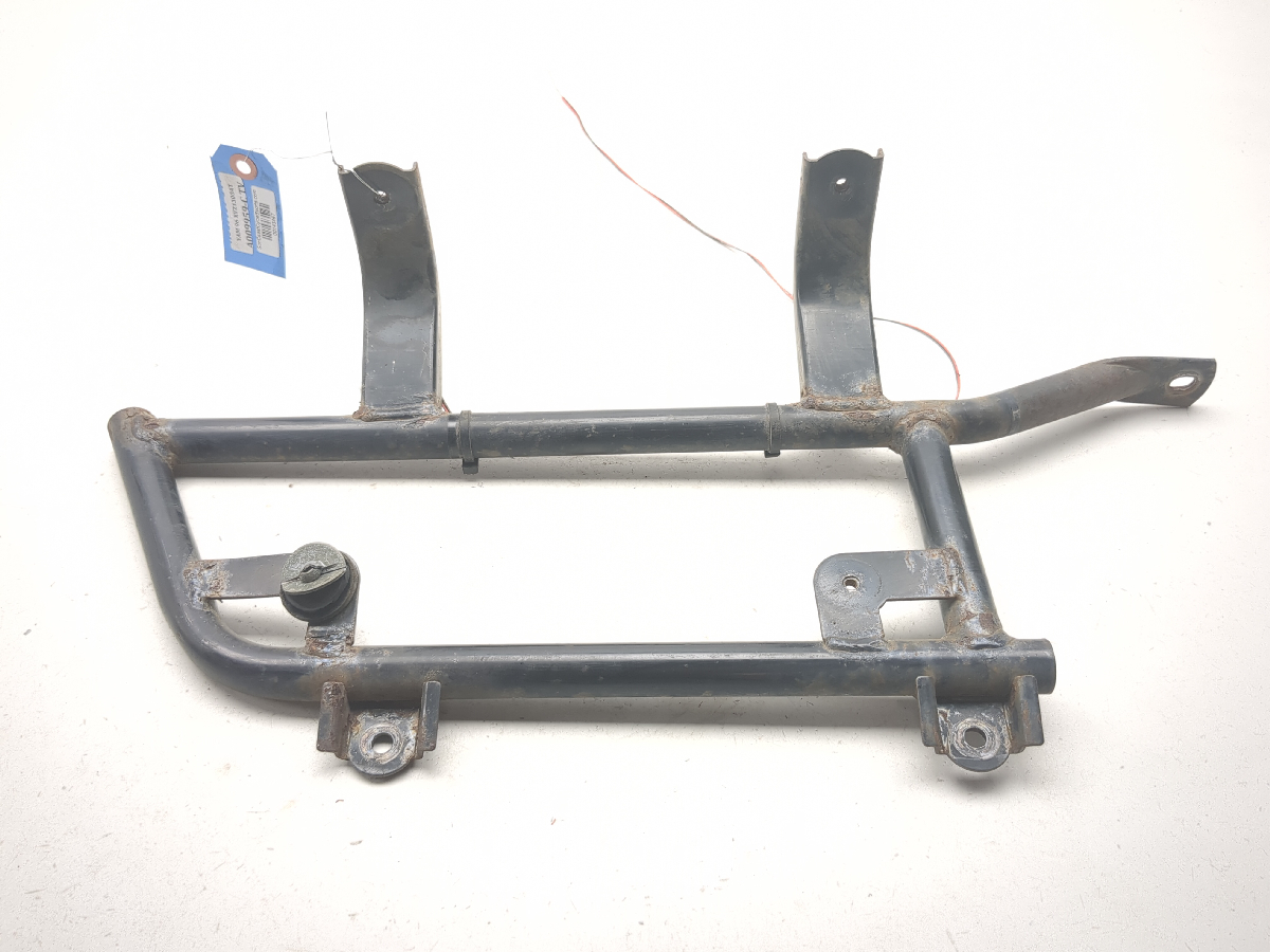 96-01 Yamaha XVZ1300 Royal Star Rear Left Saddlebag Support Mount Bracket