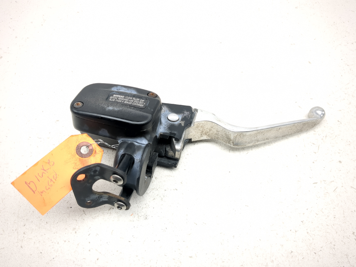 11-17 Harley FLSTC Heritage Softail Classic Right Front Brake Master Cylinder