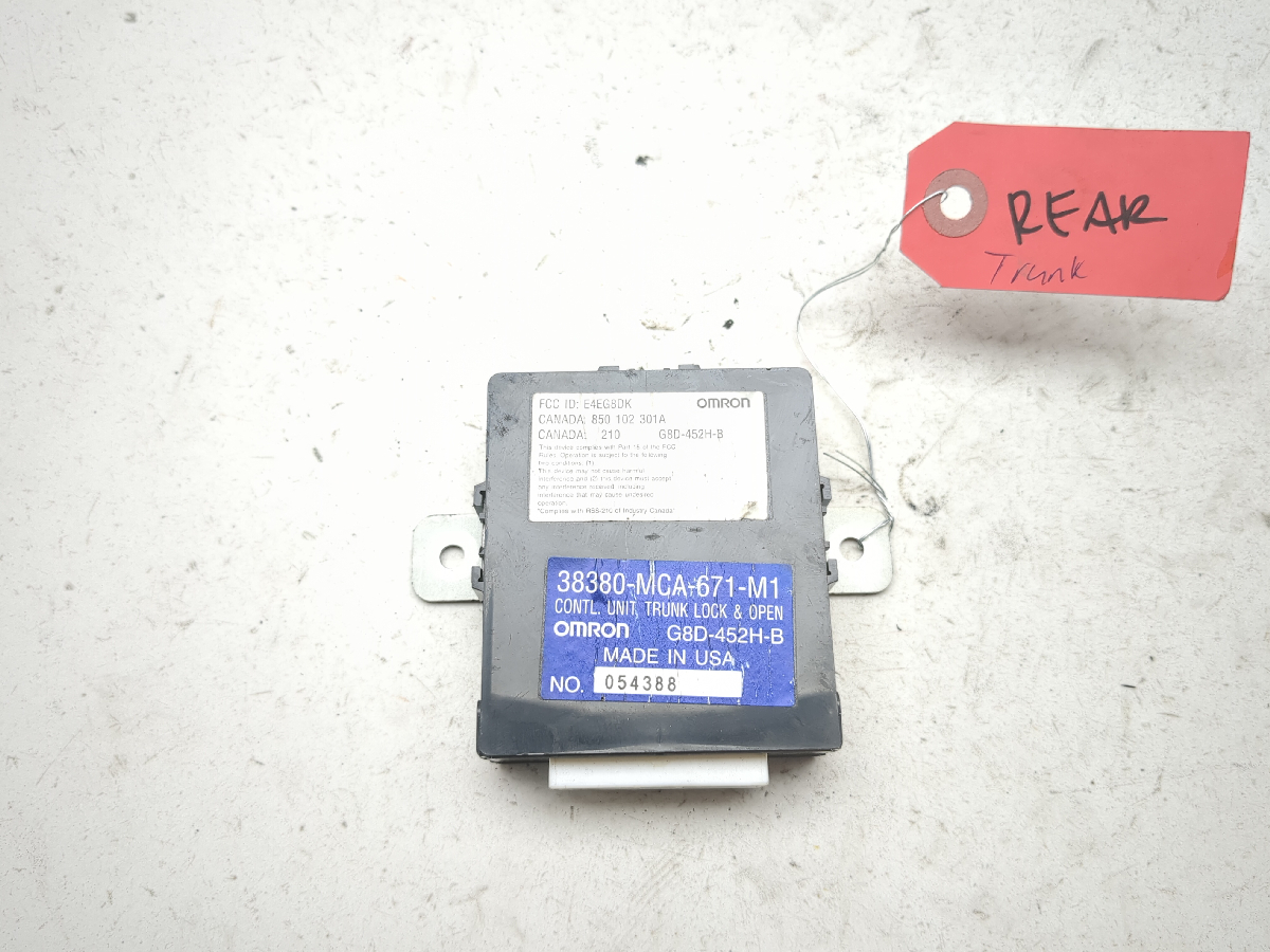 01-05 Honda Goldwing 1800 GL1800 Trunk Control Module 38380-MCA-671-M1