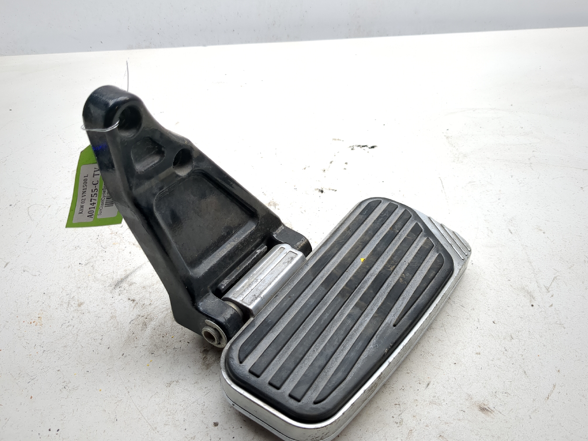 98-04 Kawasaki VN1500 Vulcan Nomad Rear Right Floorboard Floor Board