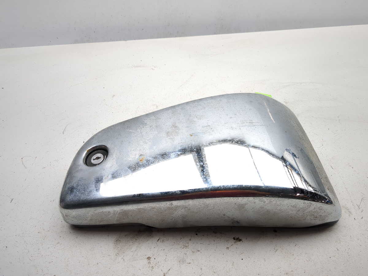 98-04 Kawasaki VN1500 Vulcan Nomad Left Chrome Side Lower Seat 98-04 Kawasaki VN1500 Vulcan Nomad Left Chrome Side Lower Seat