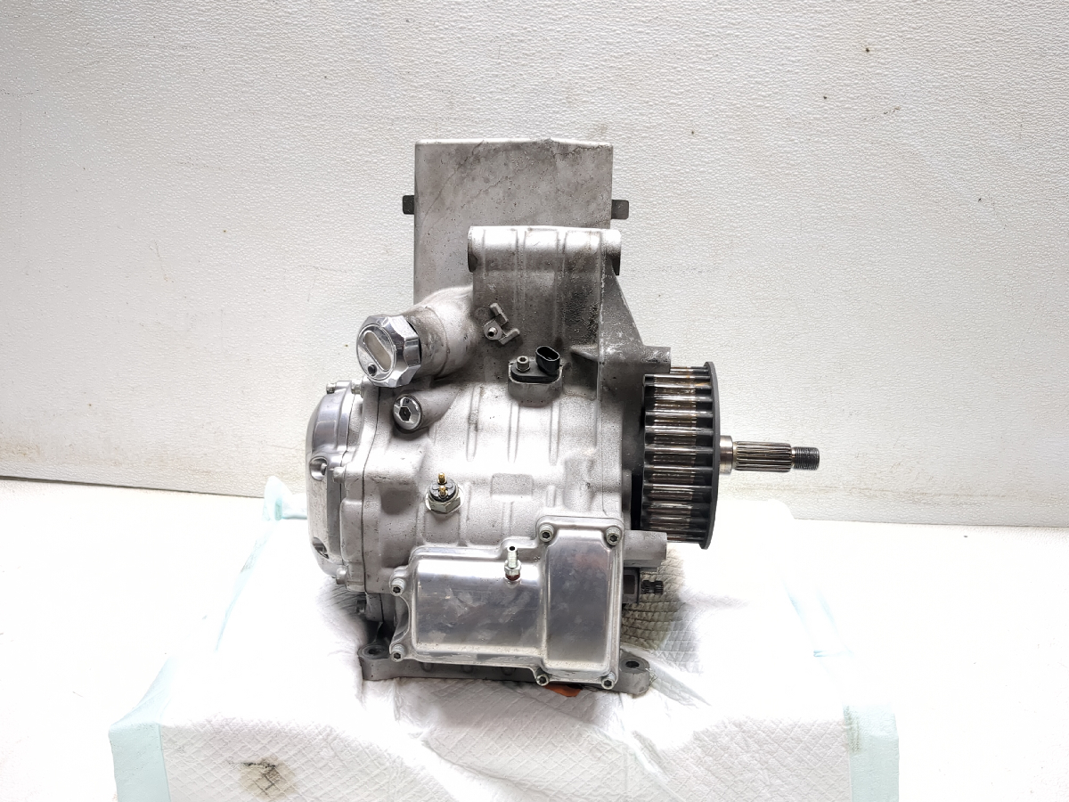 07 08 Harley FLHT Electra Glide Transmission 6 Speed Gearcase Gearbox Assembly