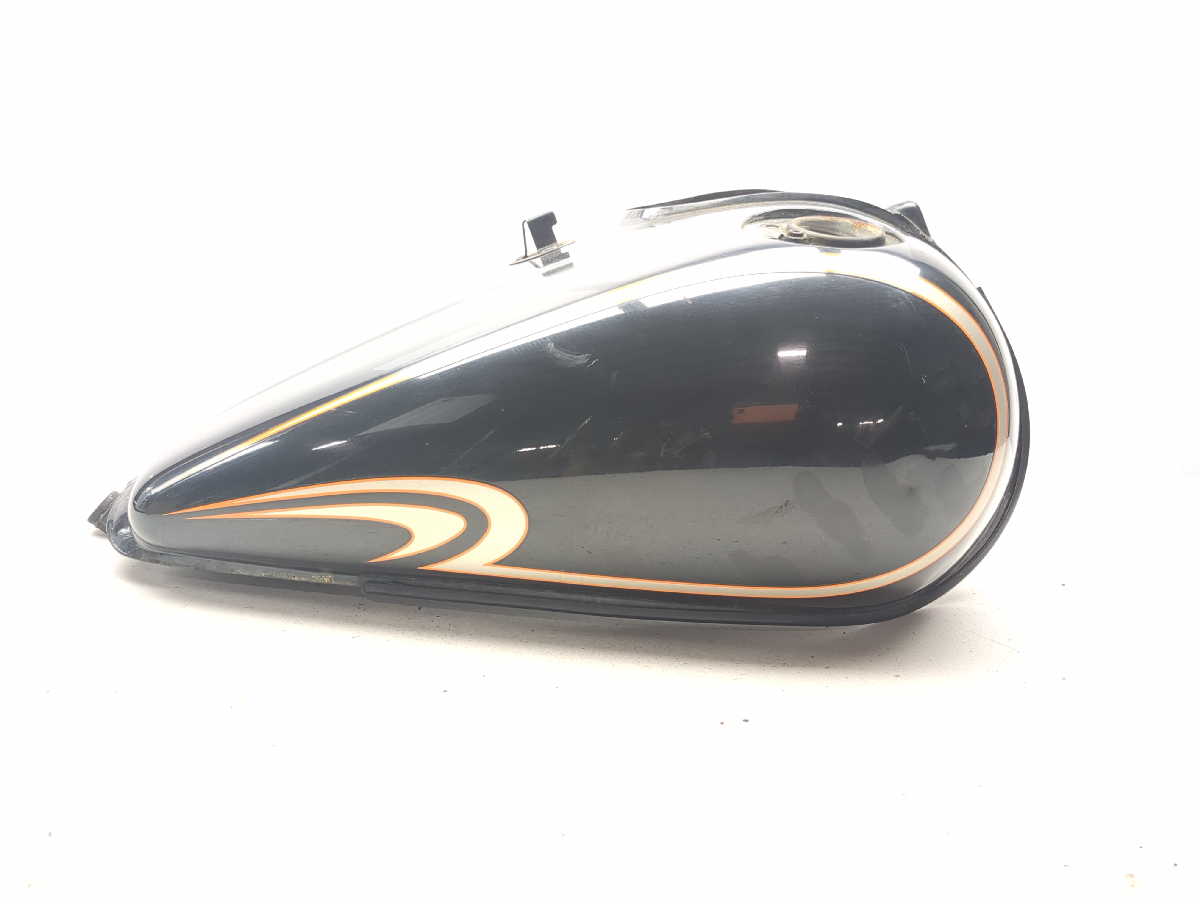 02 Kawasaki Vulcan 1500 Classic VN1500 Gas Fuel Tank Petrol