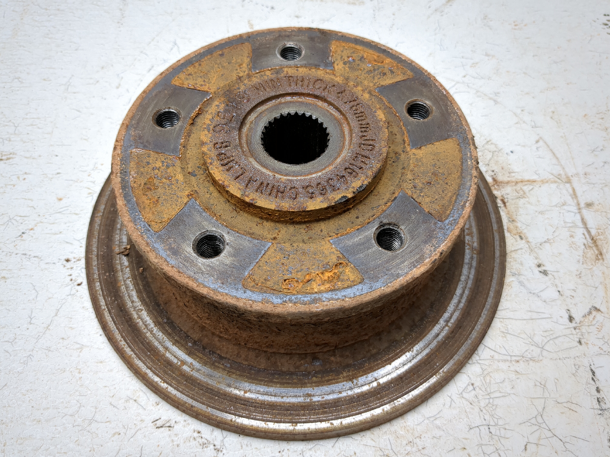 20 John Deere Gator XUV835 R Wheel Brake Hub C