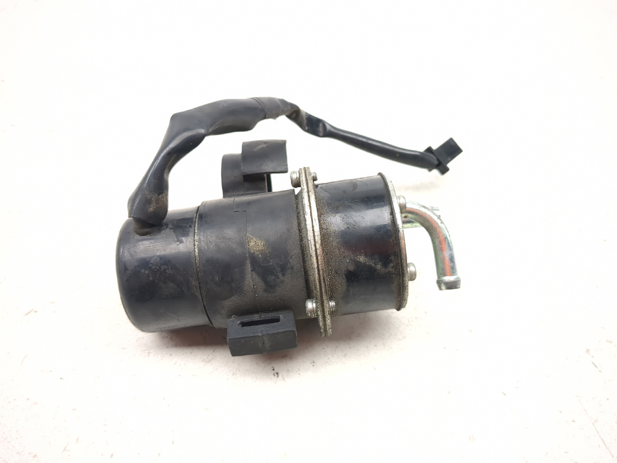 05 Yamaha FZ1 S Petrol Gas Fuel Pump Assembly