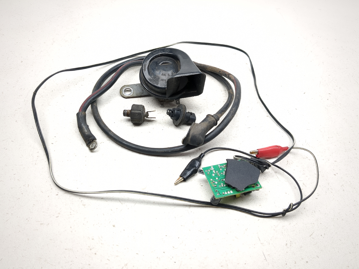 03 Victory V92 Relay Set Horn Battery Brake Switch - Sun Coast