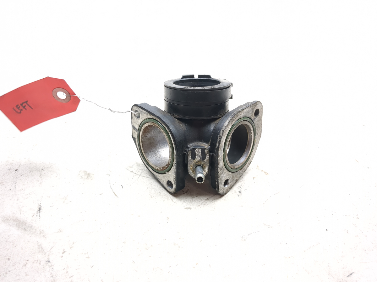 04-09 Honda VT750CA Shadow Aero 750 Intake Manifold