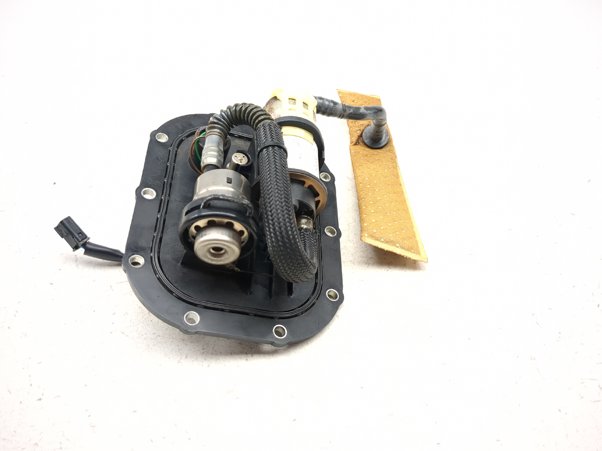 13 Victory Vegas 8-Ball Fuel Pump Assembly 2521169-D 2080810126