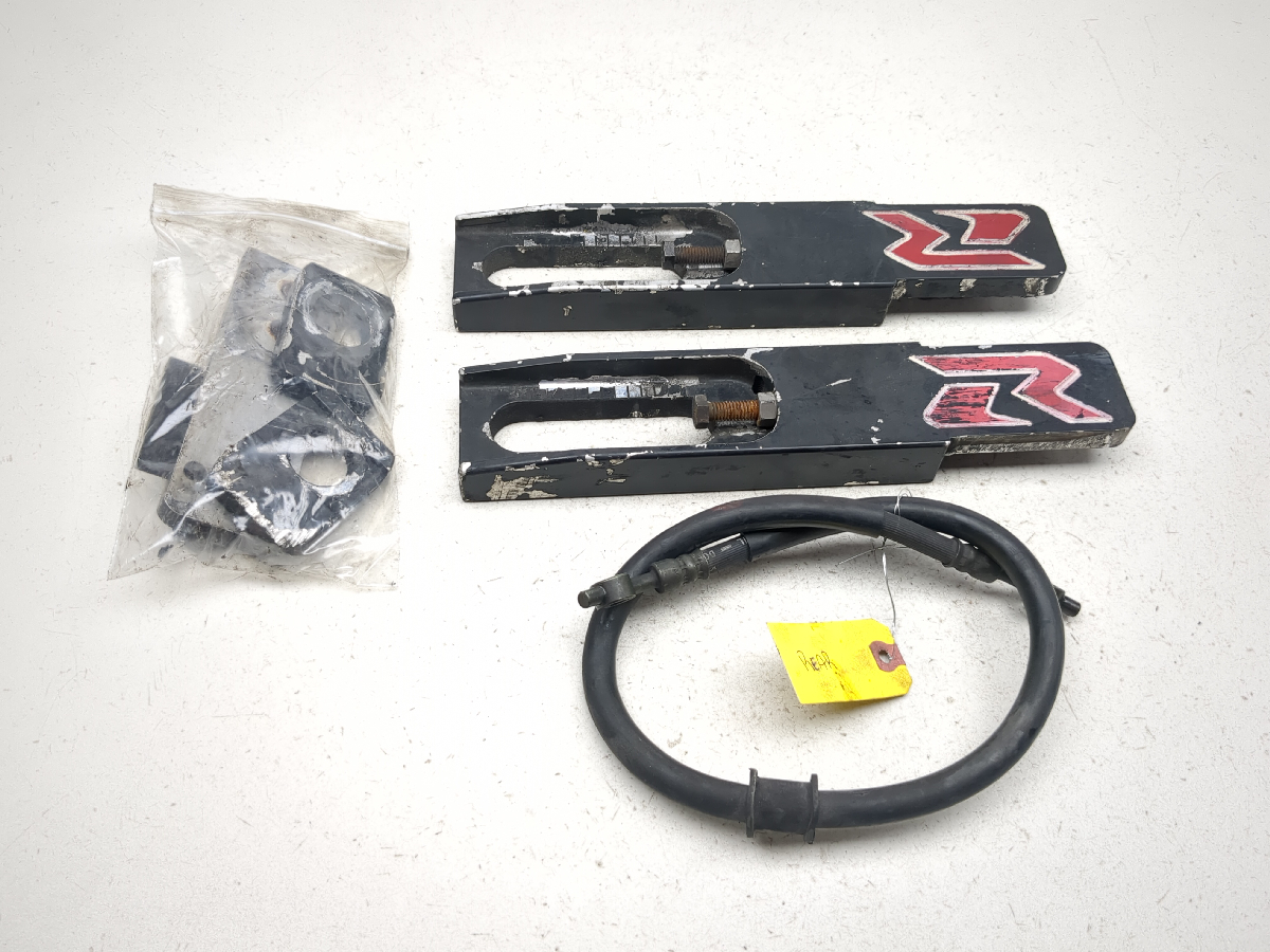 04 05 Suzuki GSXR 600 750 Aftermarket Rear Swingarm Extenders w/ Rear Brake Line