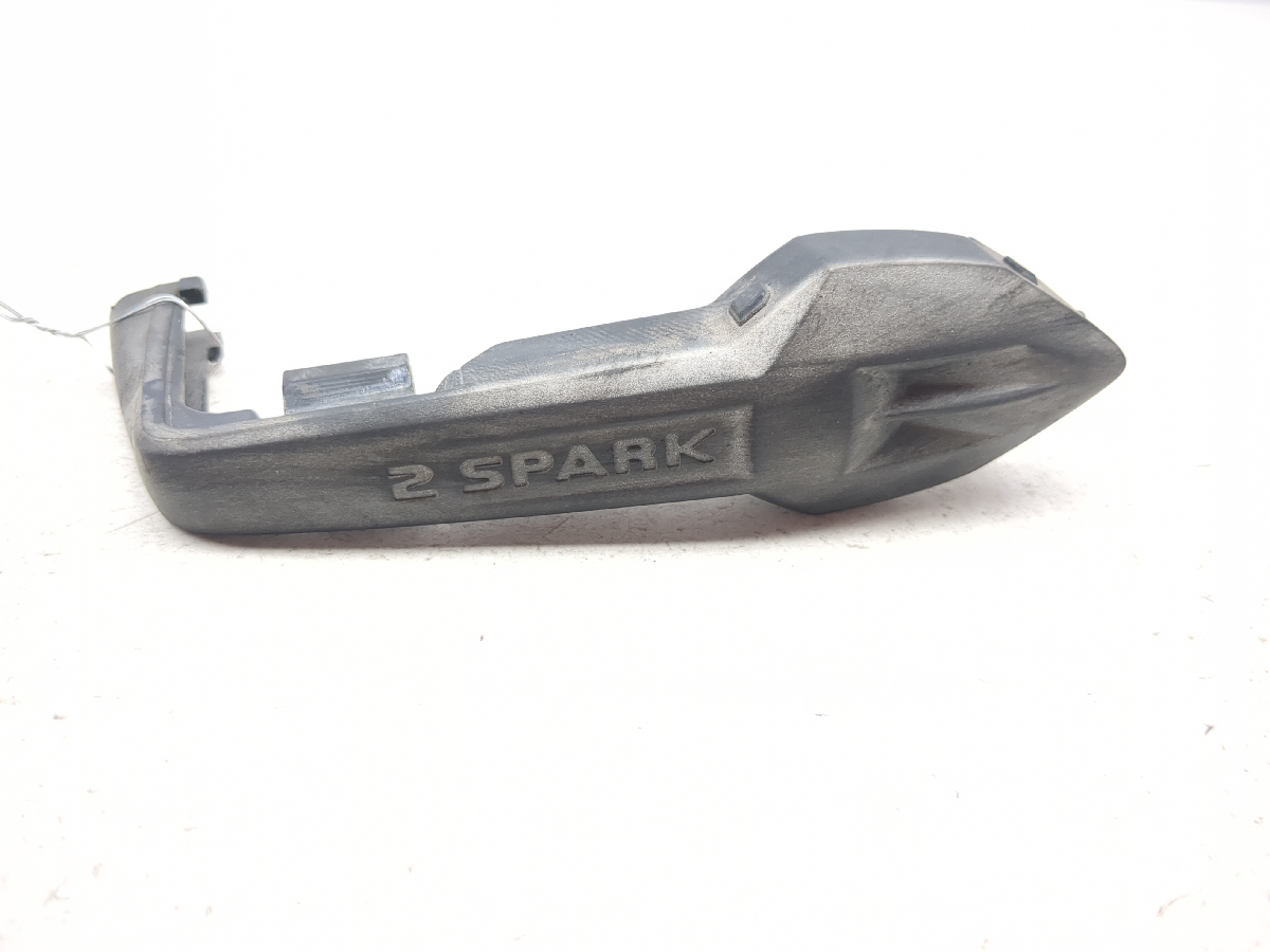 05-09 BMW R1200RT Spark Plug Trim Fairing Cover 11127677526