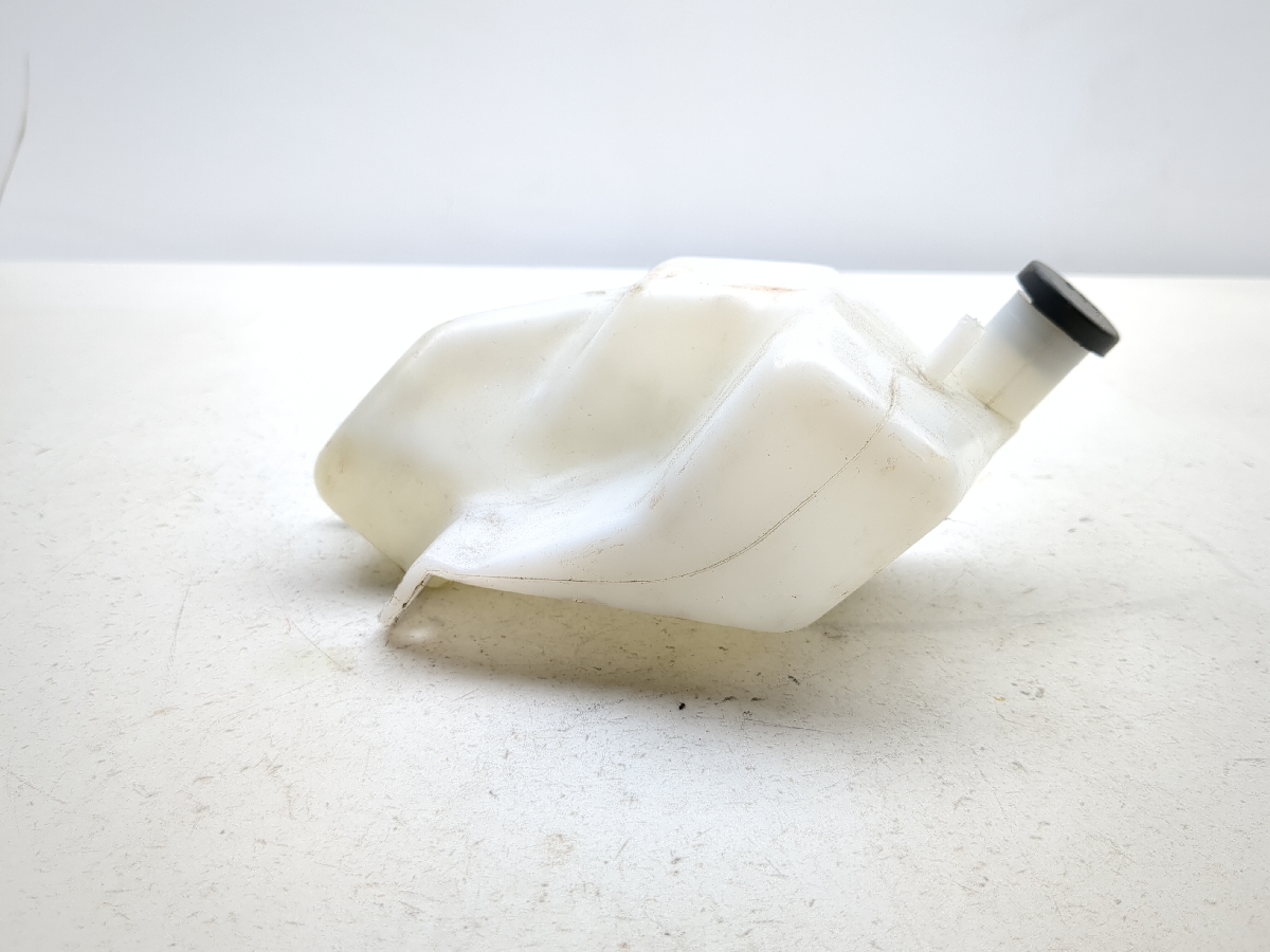 92-04 Suzuki VL 800 Intruder Coolant Overflow Reservoir Bottle Tank