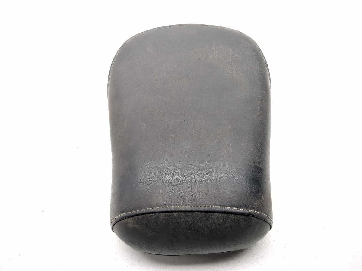 92-04 Suzuki VL800 Intruder Rear Passenger Seat 45310-41F00