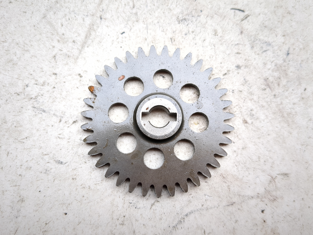 01-03 Suzuki GSXR 600 750 Oil Pump Gear TRSH DW
