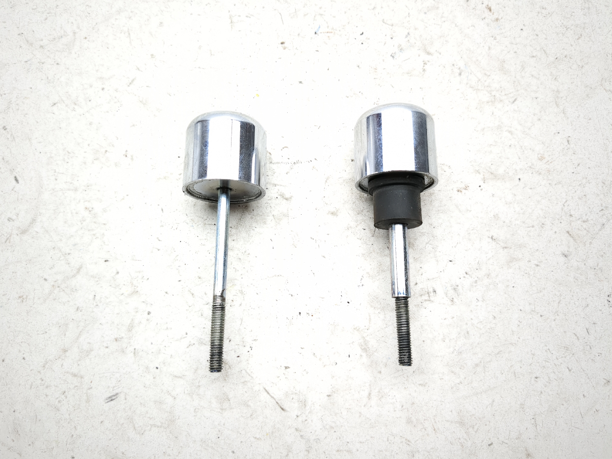 98-04 Suzuki VZ800 MarauderHandle Bar Ends