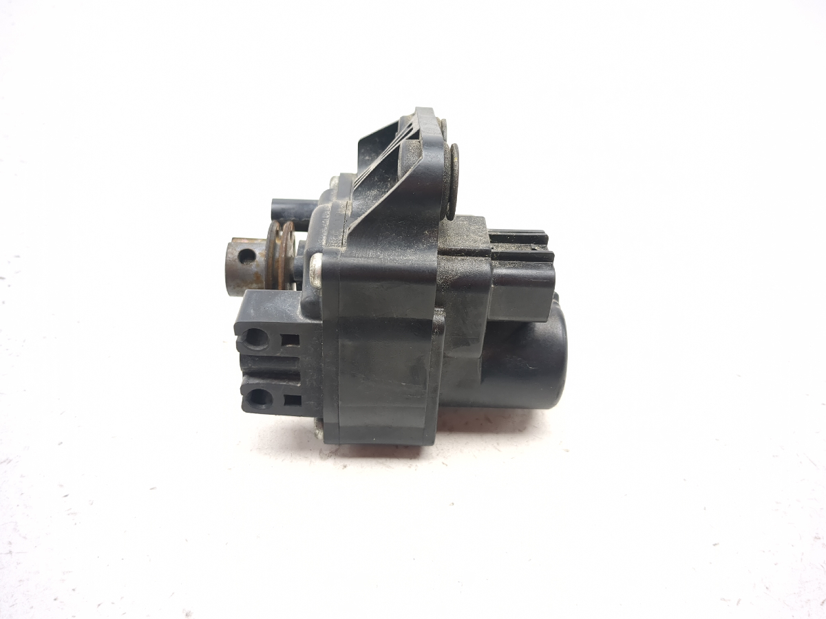 08-17 Yamaha Raider XV1900 CU Exhaust Valve Servo Motor 2D1-00