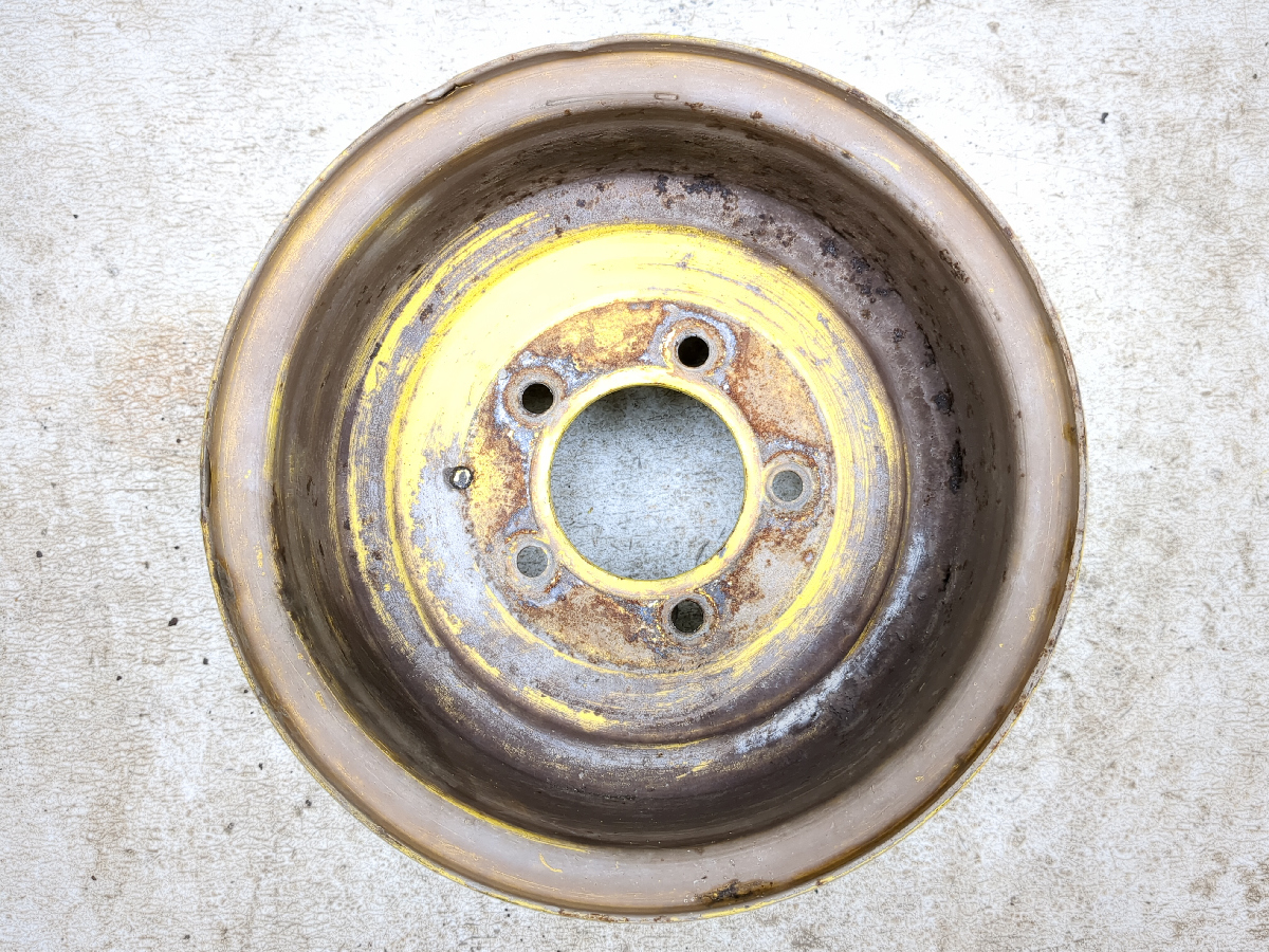 04-16 John Deere Gator HPX Wheel Rim 7.75 x 10 D