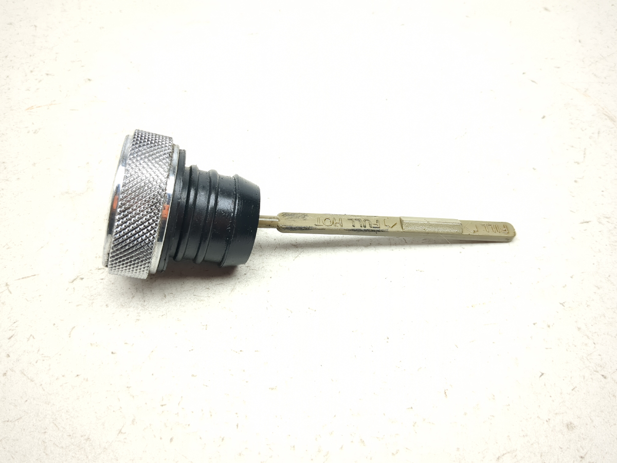 07-17 Harley Softail Fatboy FLSTF Oil Dipstick