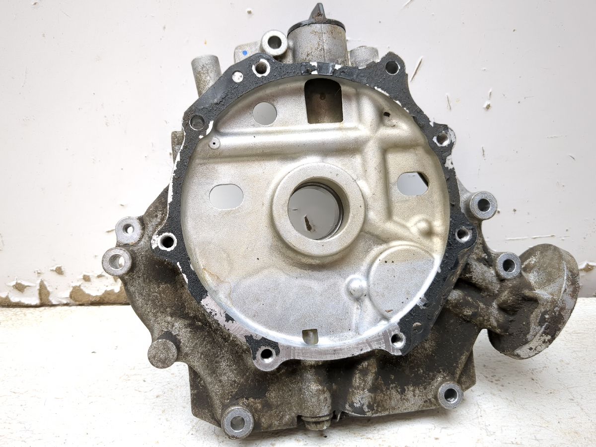 12-16 Kubota RTV400CI RTV 400 Engine Motor Main Bearing Cover