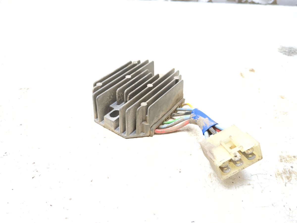 12-16 Kubota RTV400CI RTV 400 Voltage Regulator Rectifier