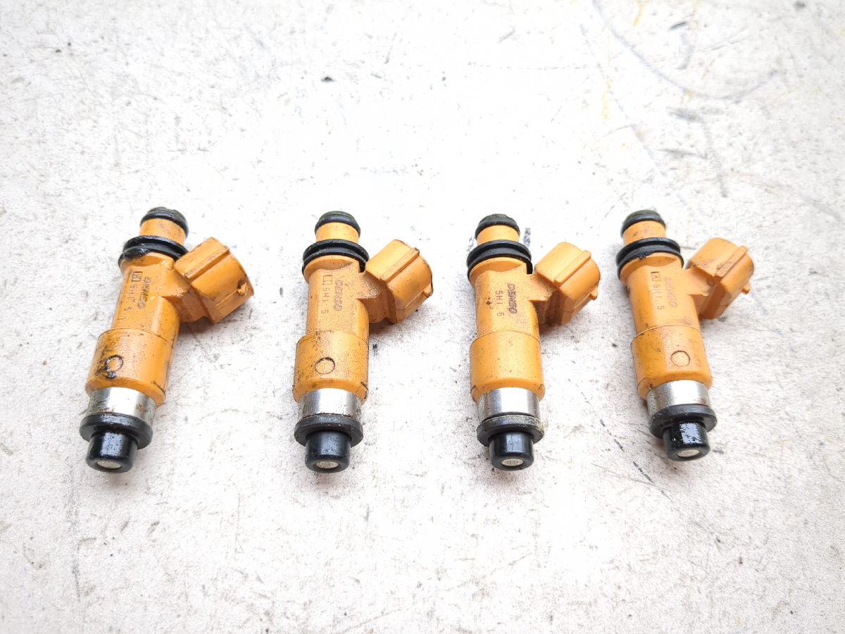 05 06 Honda CBR600RR CBR 600 Secondary Lower Gas Fuel Injectors