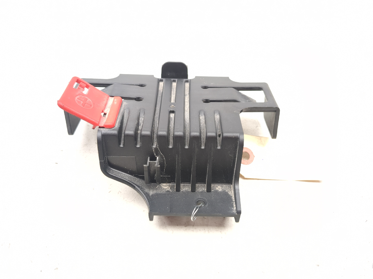 20-25 BMW F900R Battery Hold Down Cover 61218404130