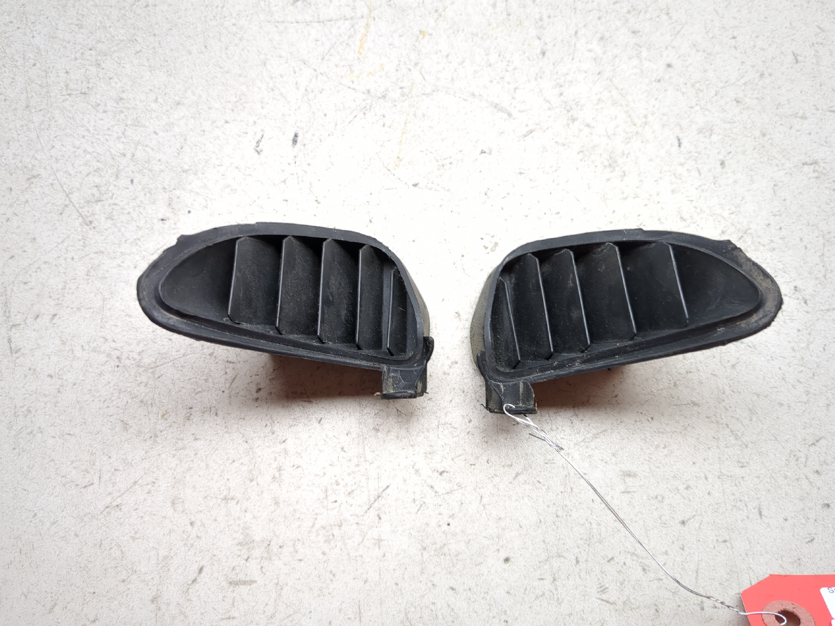 05 06 Honda CBR600RR CBR 600 Front Vent Trim Fairing Cover Panels Set