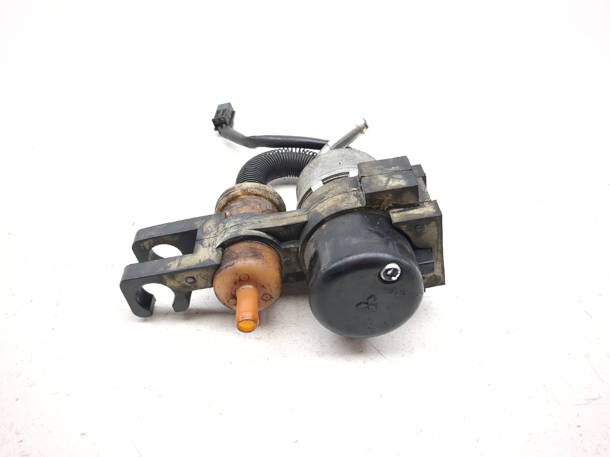 02-07 Yamaha Road Star XV1700 Petrol Gas Fuel Pump Assembly