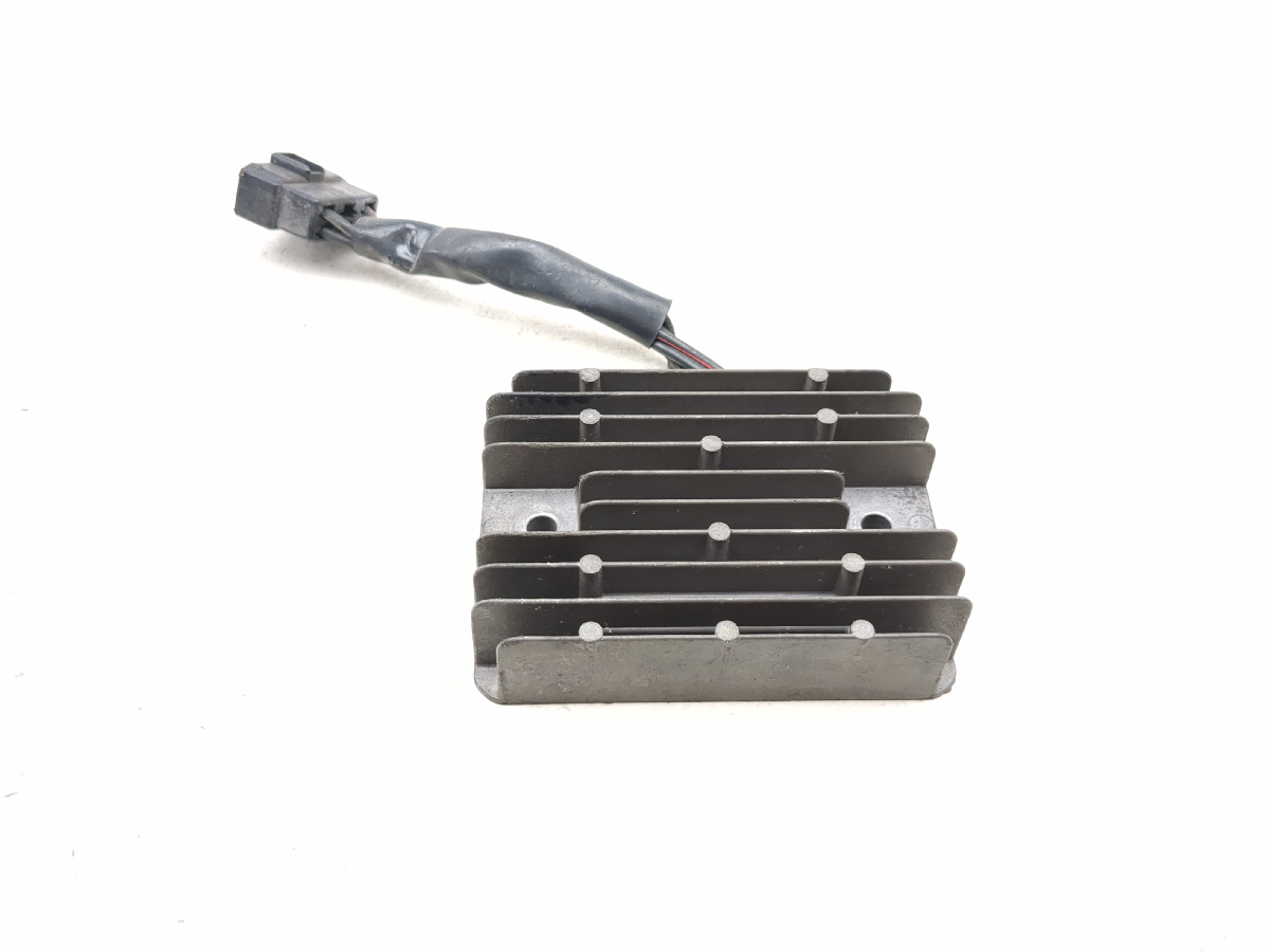 01-03 Suzuki GSXR 600 Voltage Regulator Rectifier