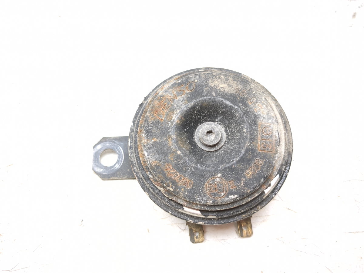 06-10 Kubtoa RTV 900 Horn 000026 TRSH PL