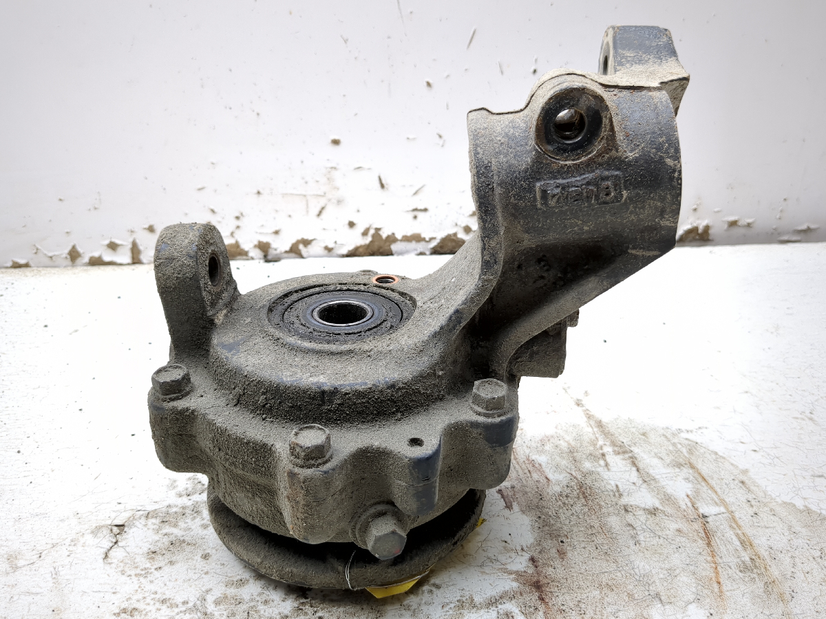 06-10 Kubtoa RTV 900 Front Left Wheel Spindle Knuckle Carrier