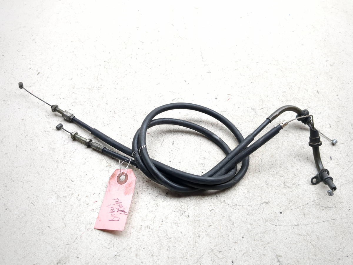 99-02 Yamaha YZF R6  Throttle Cable Lines