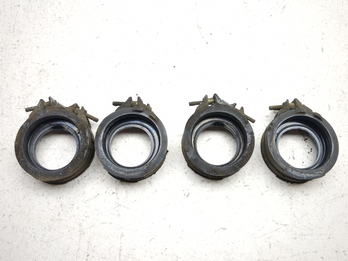 02 03 Yamaha YZF R1 Air Intake Boot Clamps
