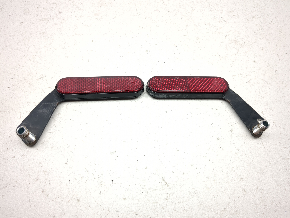 06 Triumph Sprint ST 1050 Reflective Reflector Light Lens W/ Brackets